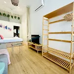 & Cozy Flat Close The * Valencia