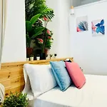& Cozy Flat Close The Lejlighed