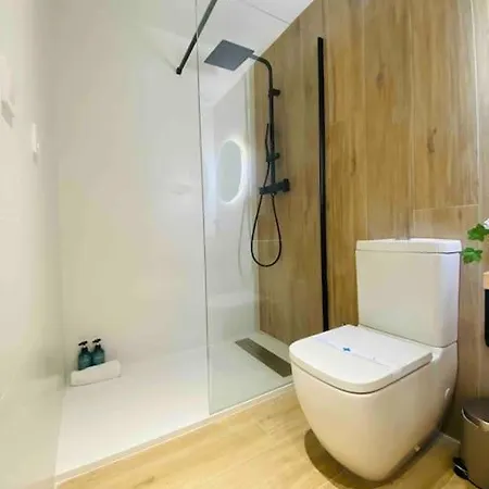 & Cozy Flat Close The Daire Valensiya